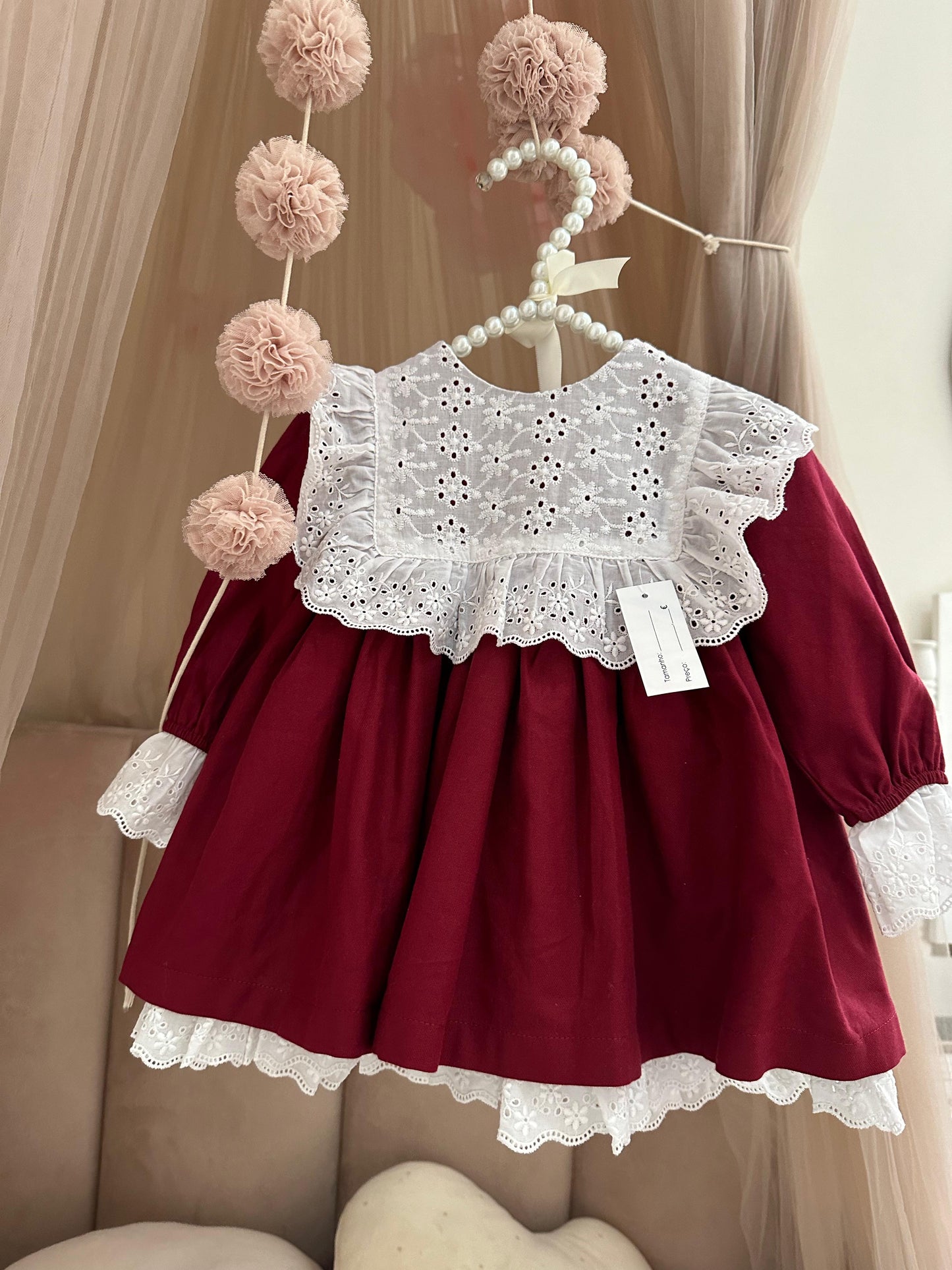 Fustan festiv bordo me jake te bardhe, crd