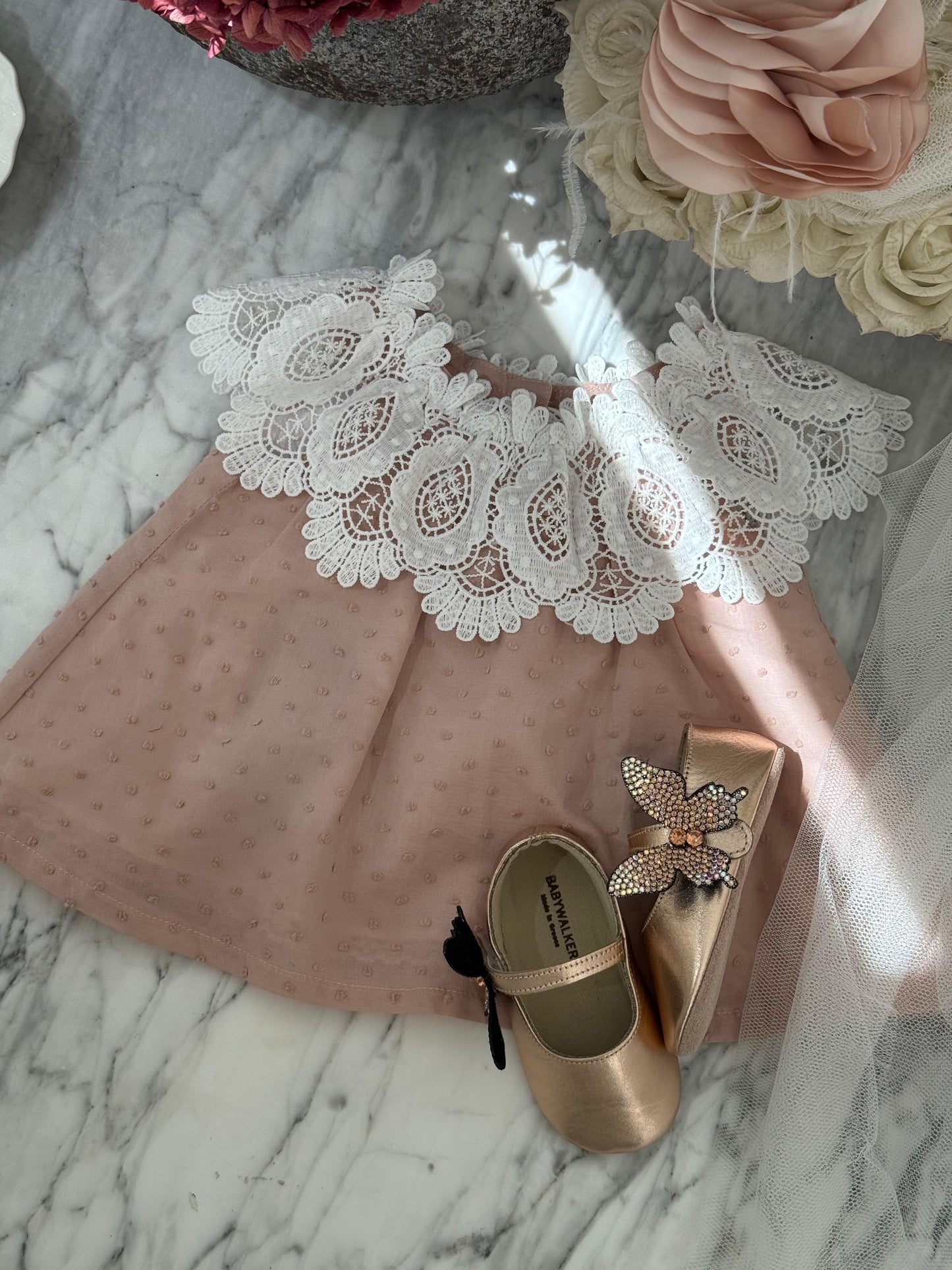 Set bluze dhe kilota, foque