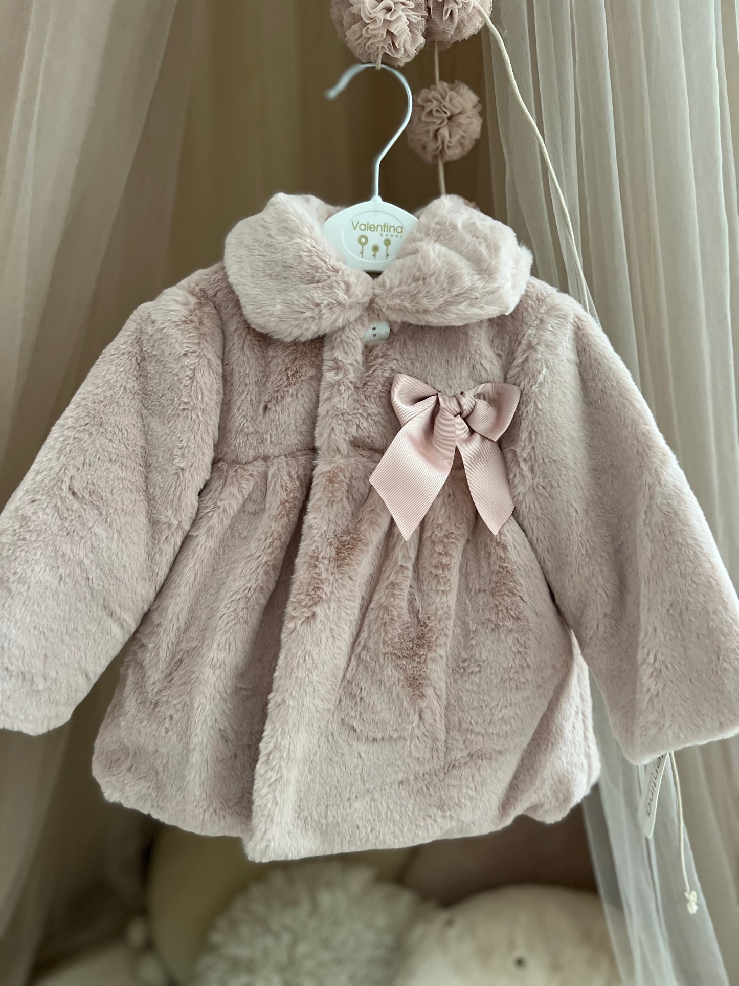 Pellush roze, valentina