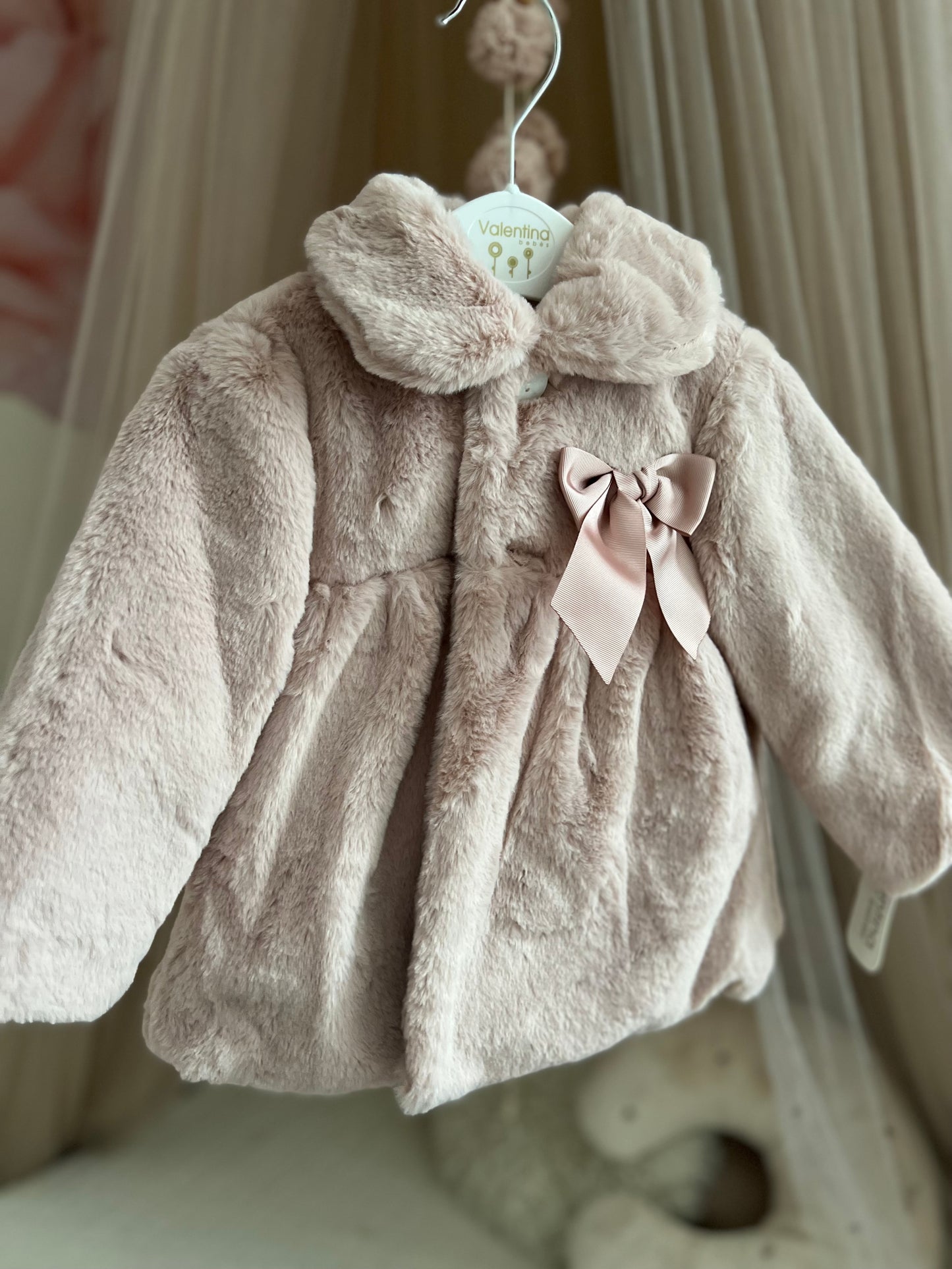 Pellush roze, valentina