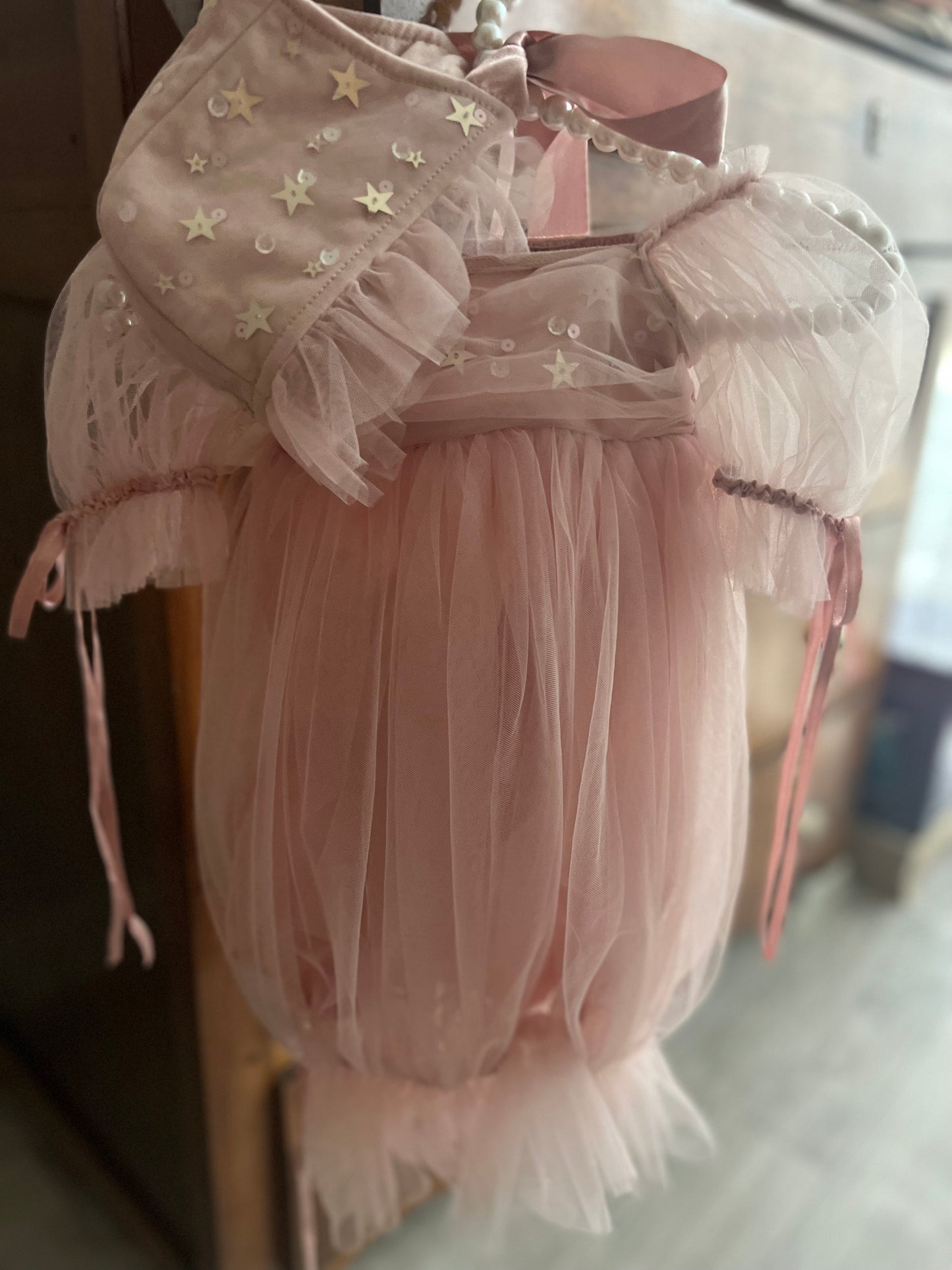 Marais Sky set newborn gown dhe kapuç