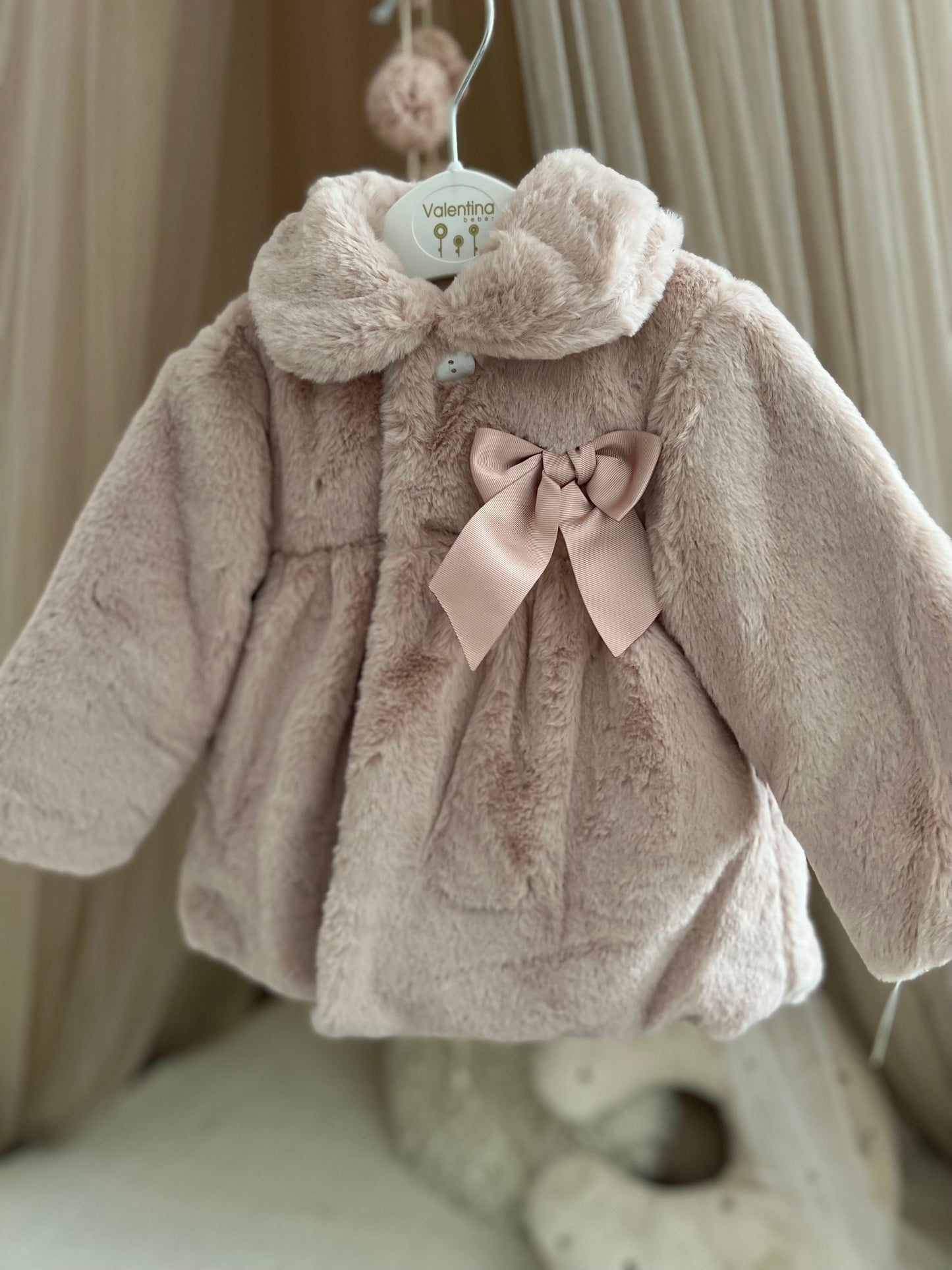 Pellush roze, valentina