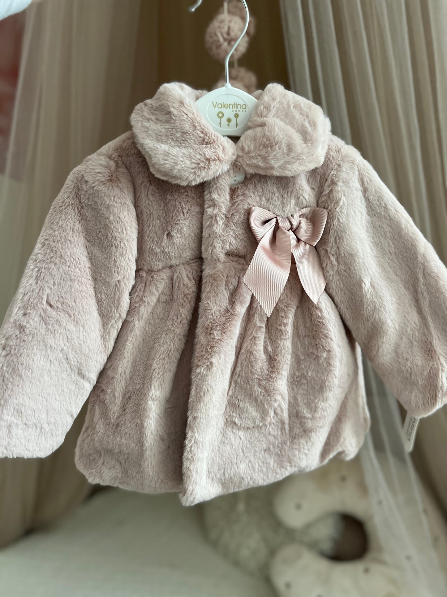 Pellush roze, valentina