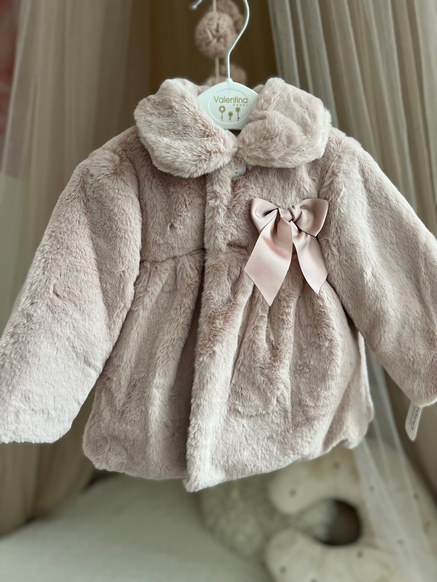 Pellush roze, valentina
