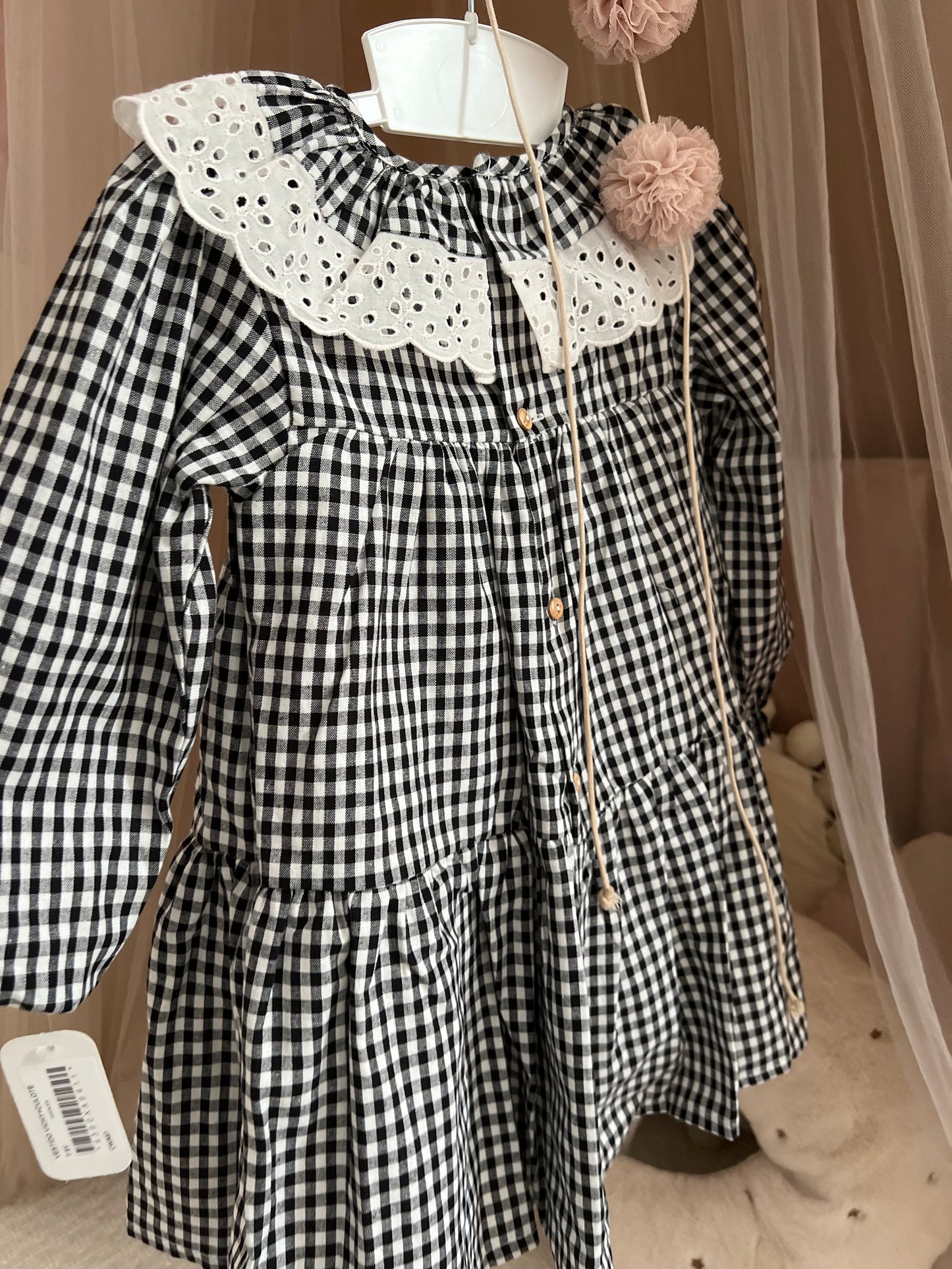 Fustan festiv, valentina